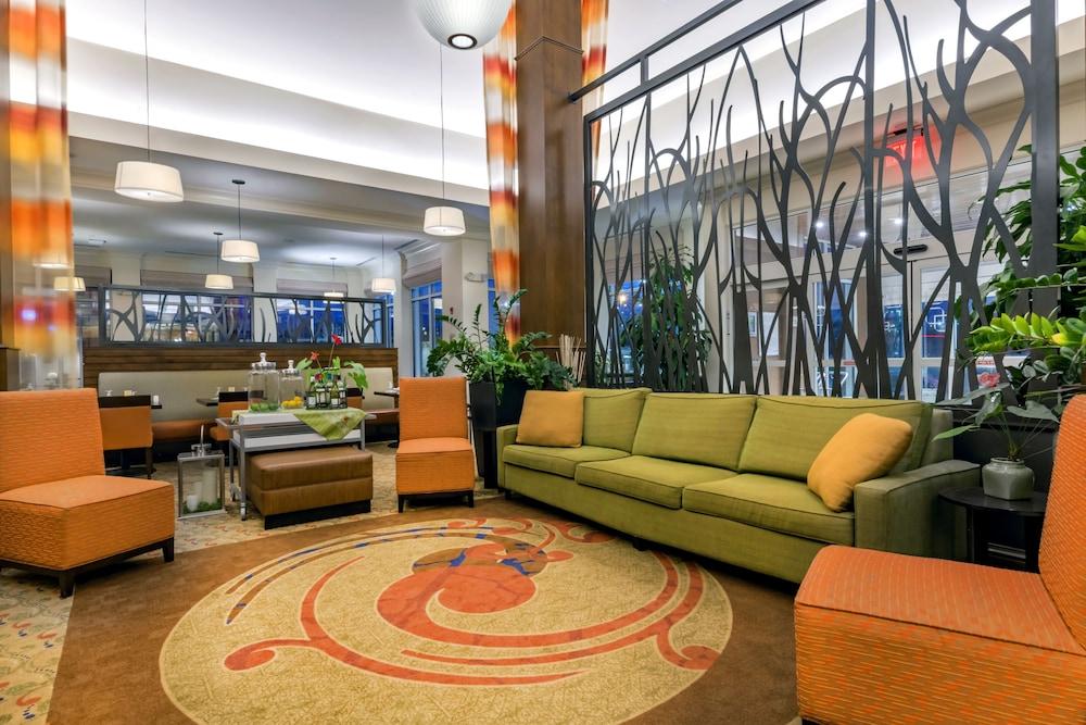 Hilton Garden Inn Devens Common Екстериор снимка