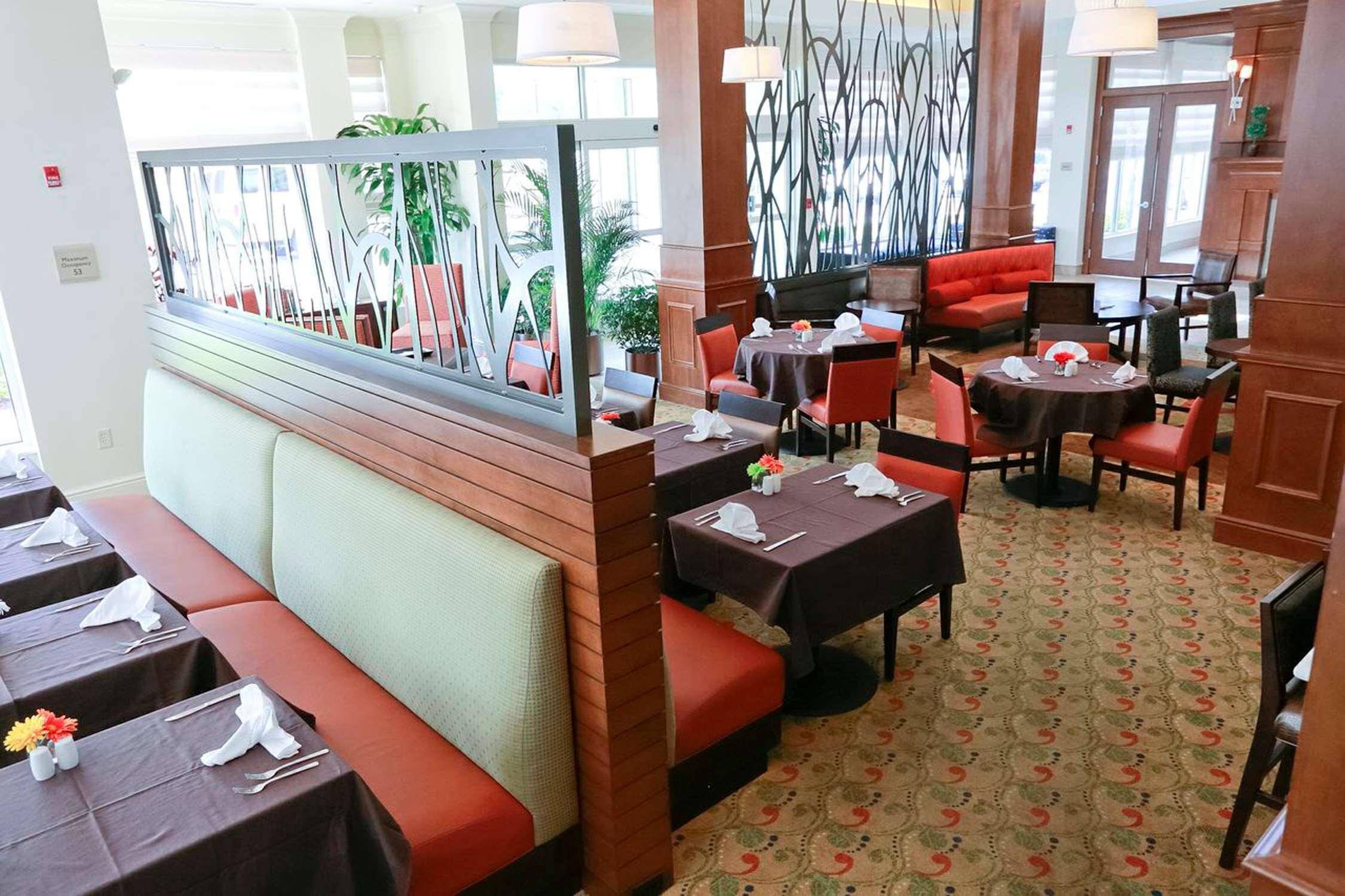 Hilton Garden Inn Devens Common Екстериор снимка