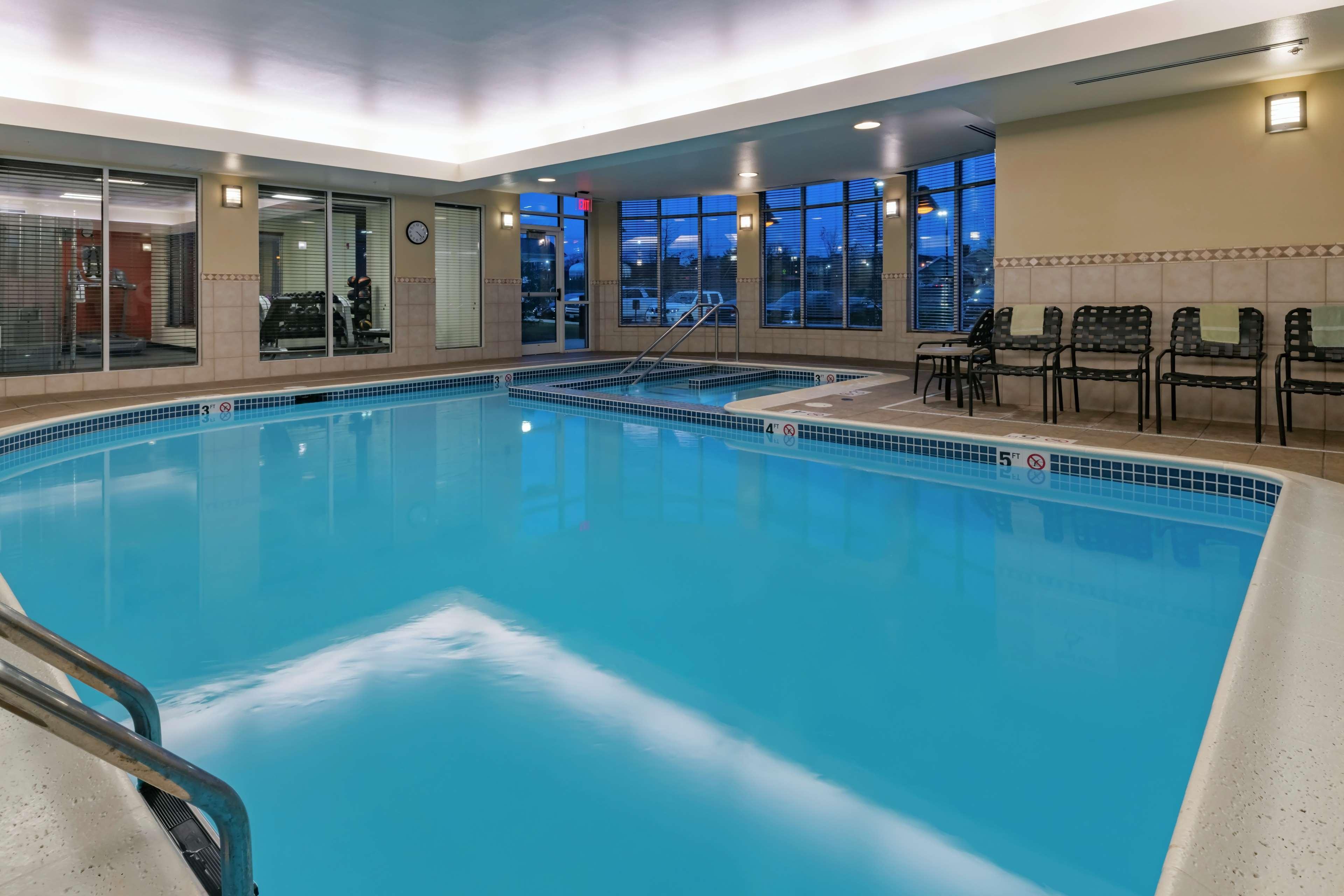 Hilton Garden Inn Devens Common Екстериор снимка